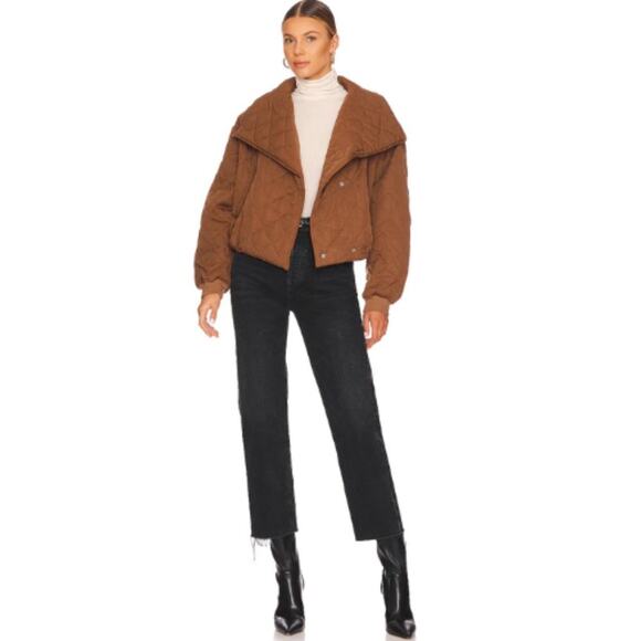 BLANKNYC Cropped Puffer in Slightly Obsessed NWT Size Large - Picture 3 of 4